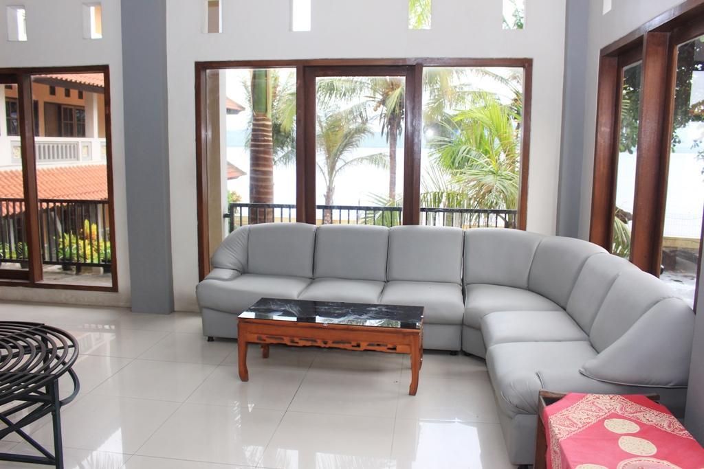 Baru Dua Beach Hotel Banyuwangi  Bagian luar foto
